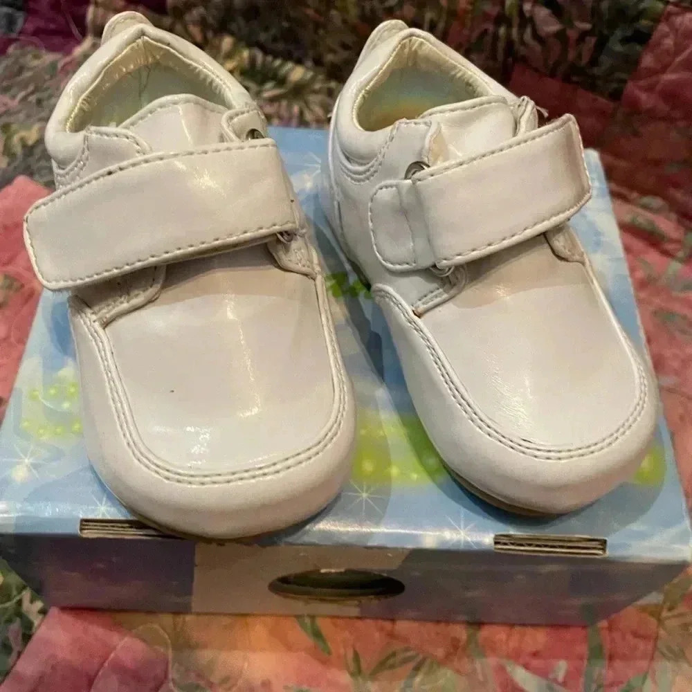 White Christening (boys) Shoes - Picture 2 of 5